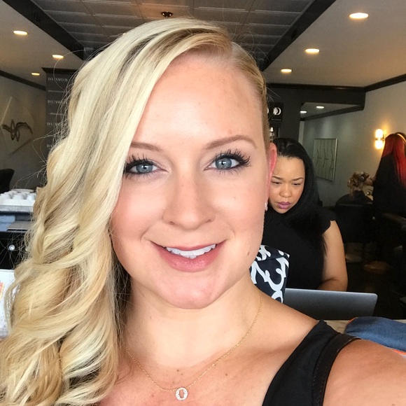 Meet your Posher, Allison - Picture 4 of 6